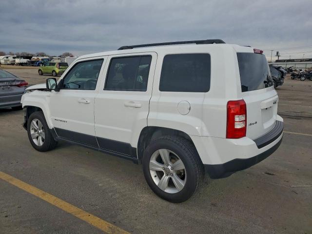 Jeep Patriot Latitude Image 3