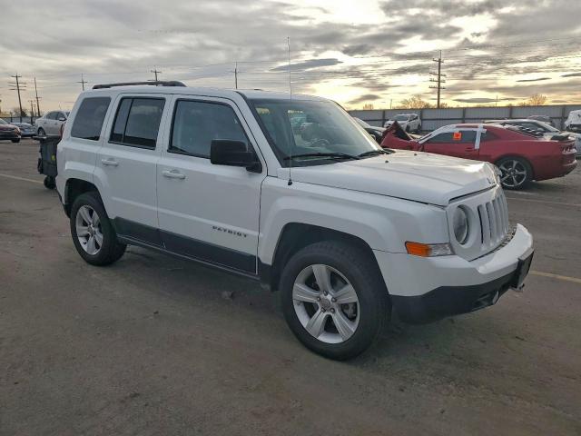 Jeep Patriot Latitude Image 2