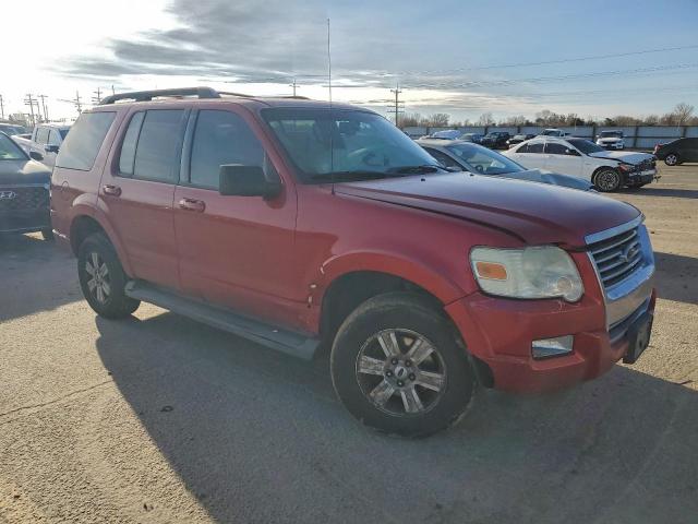 Ford Explorer Xlt Image 3