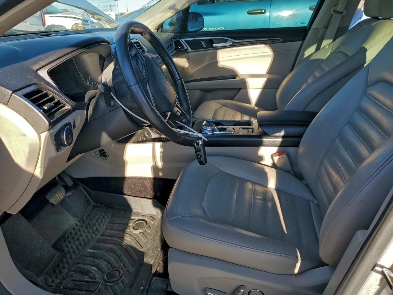 Ford Fusion Se Image 3