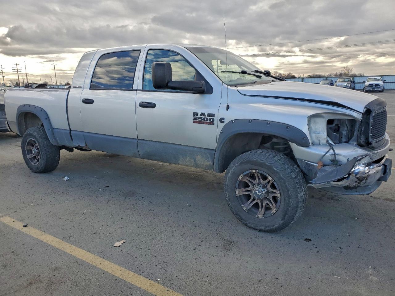 Dodge Ram 3500 Image 10
