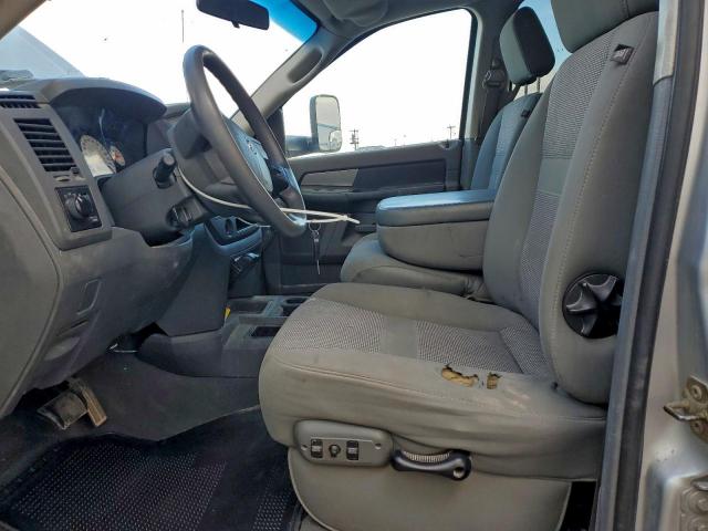 Dodge Ram 3500 Image 4