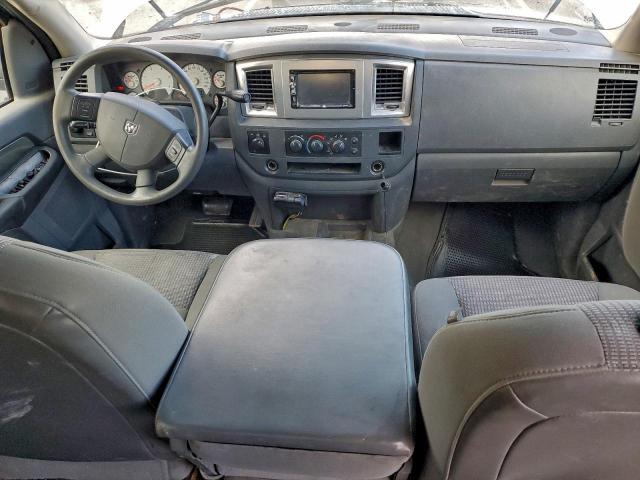 Dodge Ram 3500 Image 9