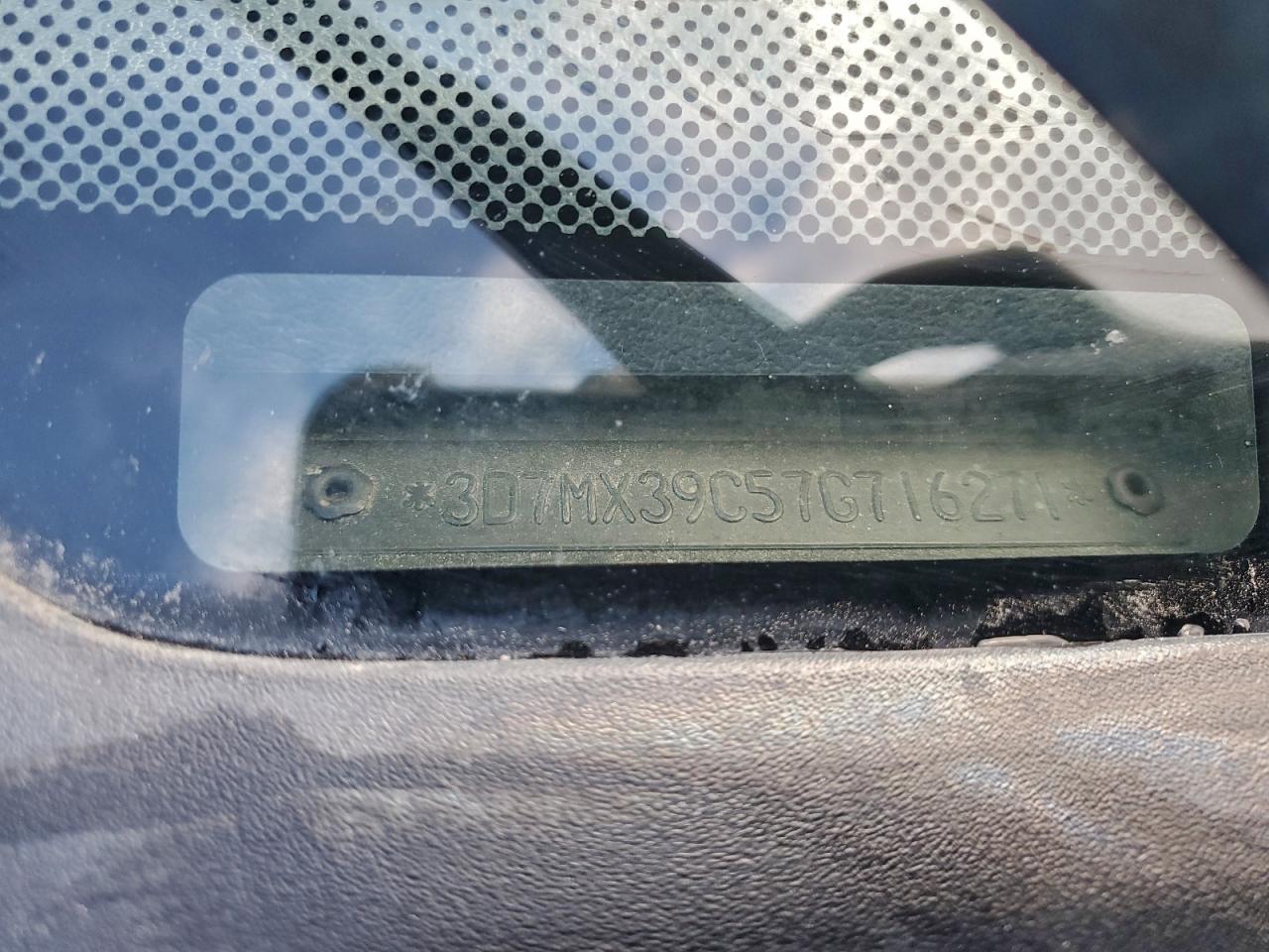 Dodge Ram 3500 Image 2