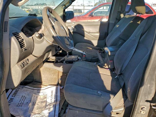 Nissan Frontier S Image 6