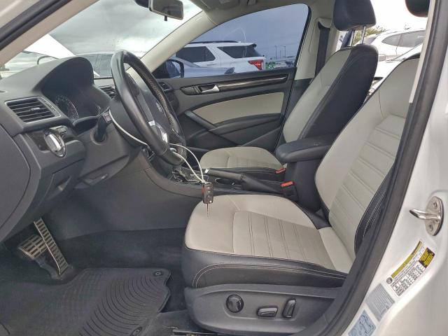 Volkswagen Passat Se Image 3