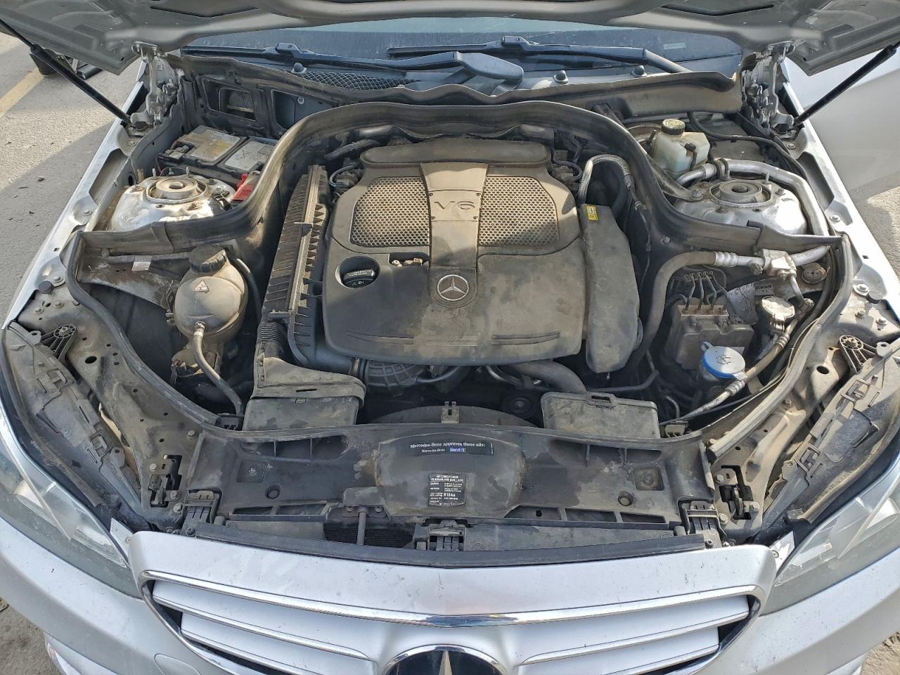 Mercedes-Benz E-Class 350 4matic Image 8