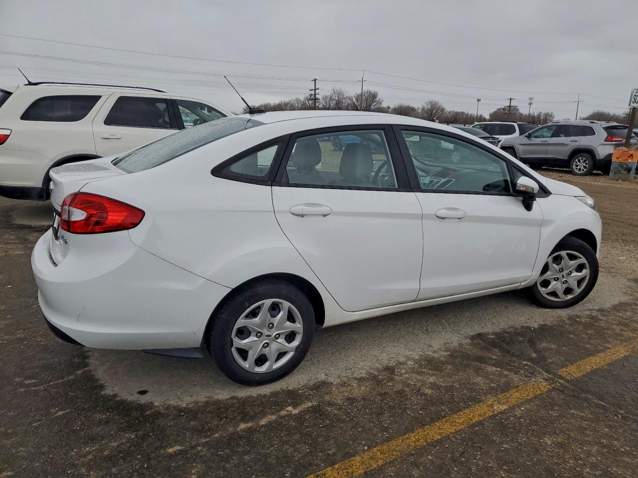 Ford Fiesta Se Image 11