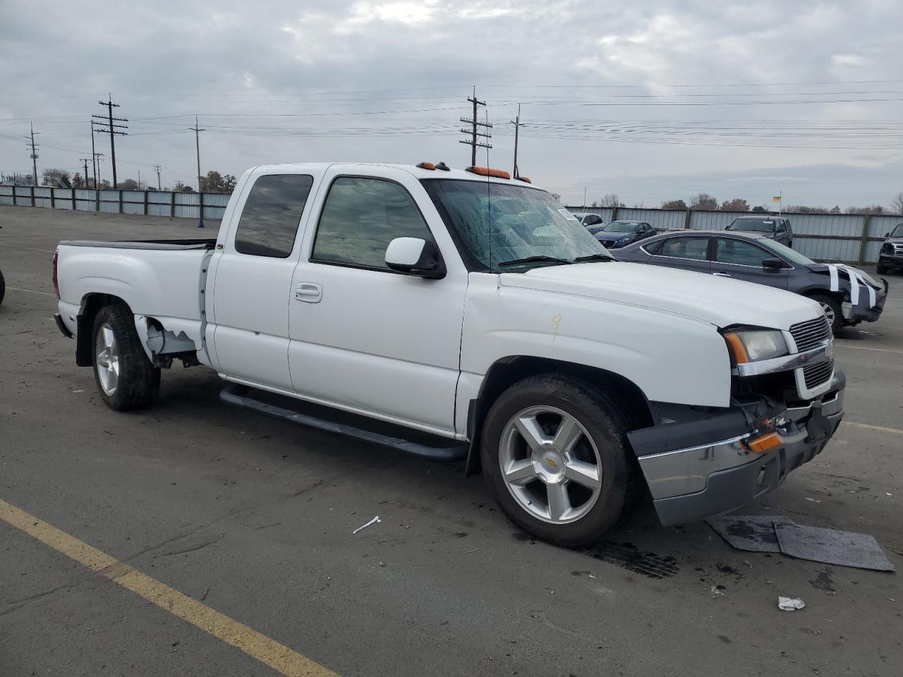 Chevrolet Silverado K1500 Image 5