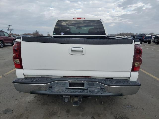 Chevrolet Silverado K1500 Image 4