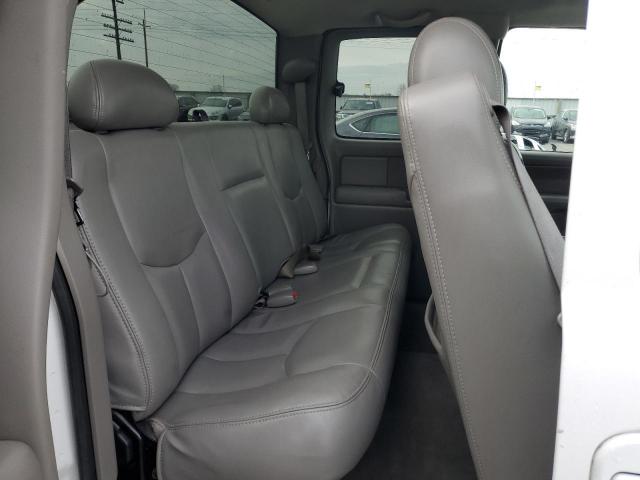 Chevrolet Silverado K1500 Image 10