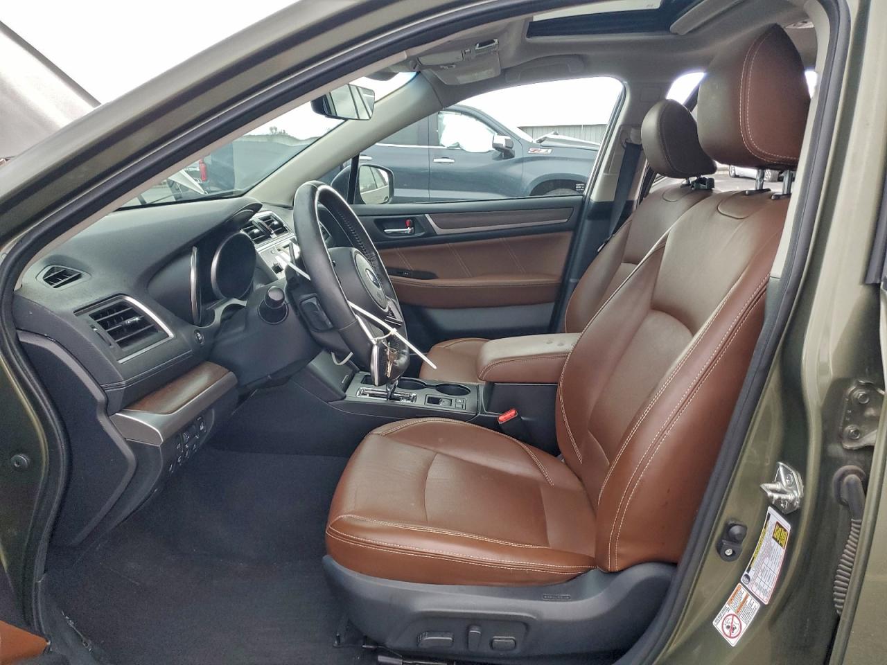 Subaru Outback Touring Image 8