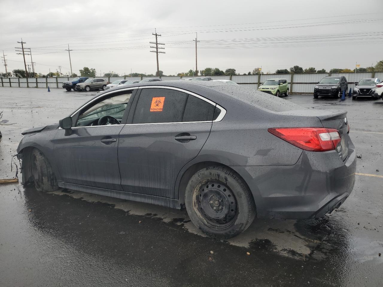 Subaru Legacy 2.5i Image 10