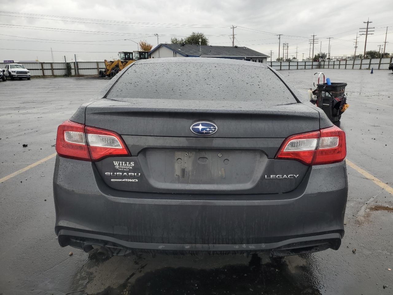 Subaru Legacy 2.5i Image 3