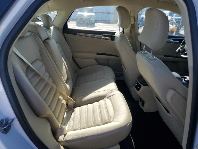 Ford Fusion Se Hybrid Image 3