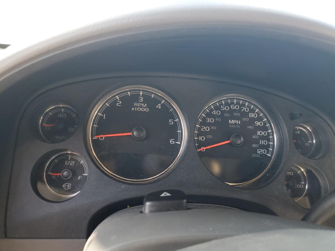 GMC Yukon Slt Image 12