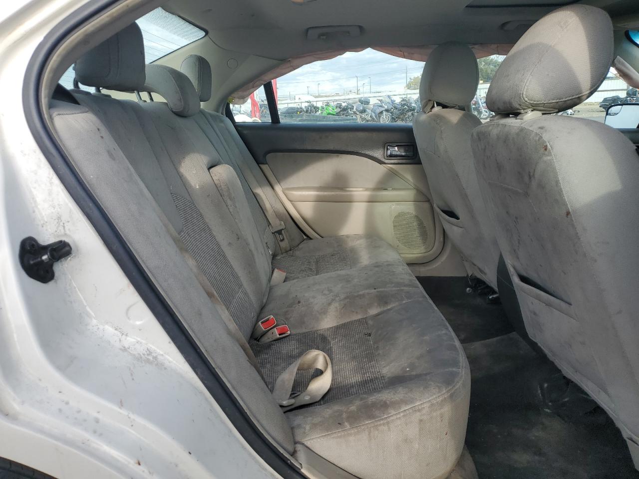 Ford Fusion Se Image 9