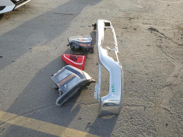 Ford F-150 Supercrew Image 13