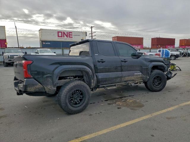 Toyota Tacoma Double Cab Image 2