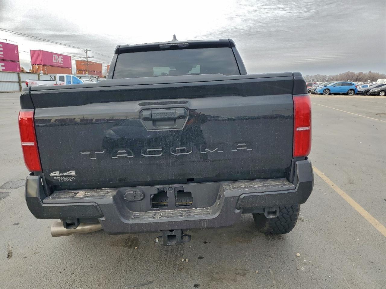 Toyota Tacoma Double Cab Image 5