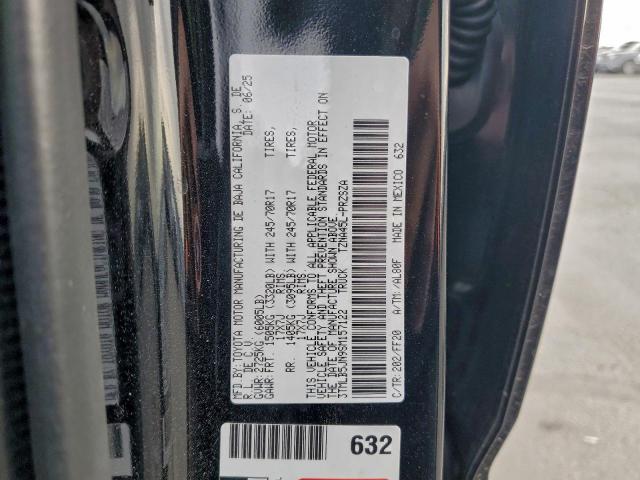 Toyota Tacoma Double Cab Image 9