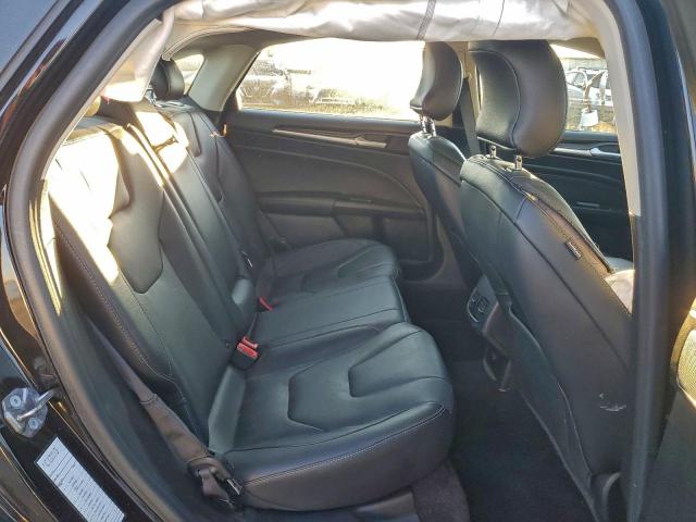 Ford Fusion Titanium Image 10