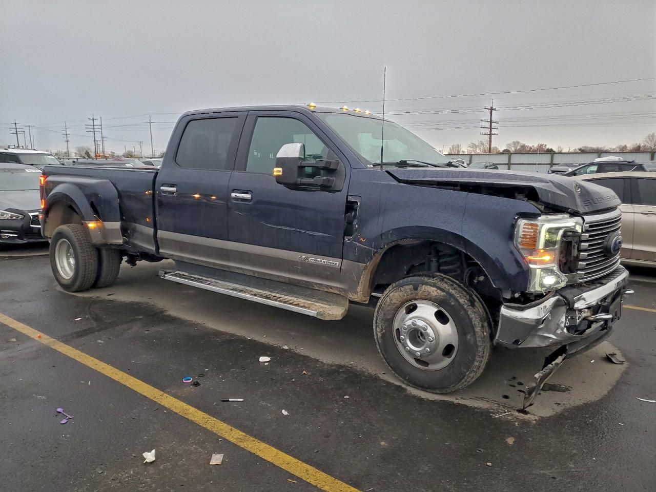 Ford F-350 Super Duty Image 4