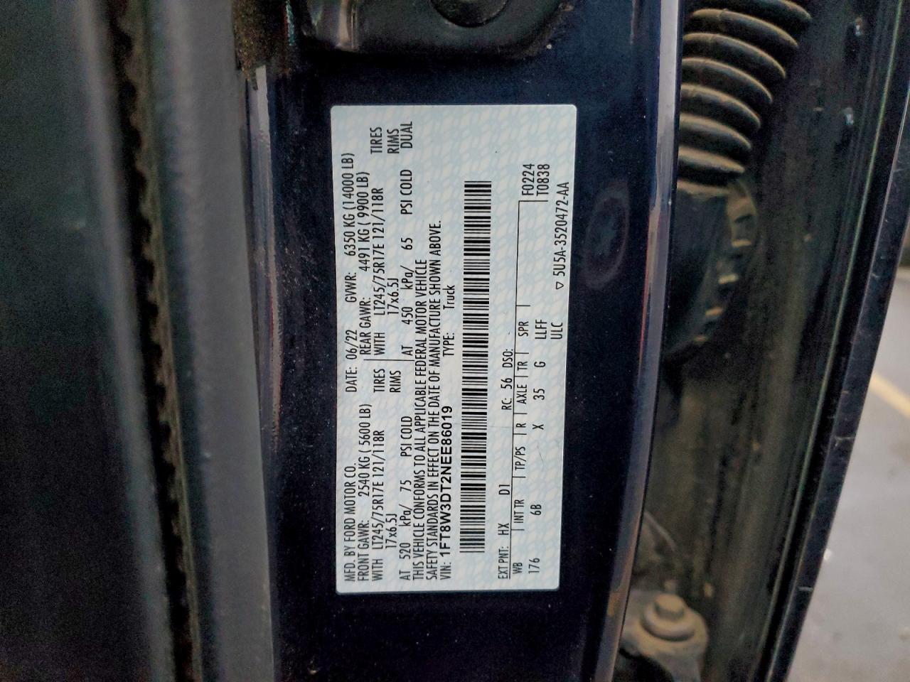 Ford F-350 Super Duty Image 11