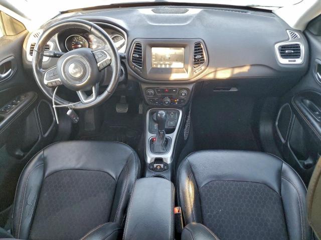 Jeep Compass Latitude Image 7