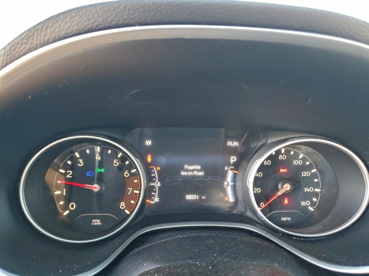 Jeep Compass Latitude Image 2