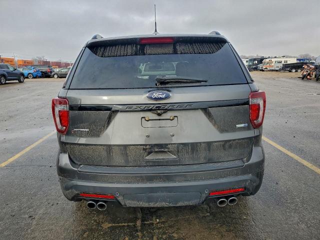 Ford Explorer Sport Image 6