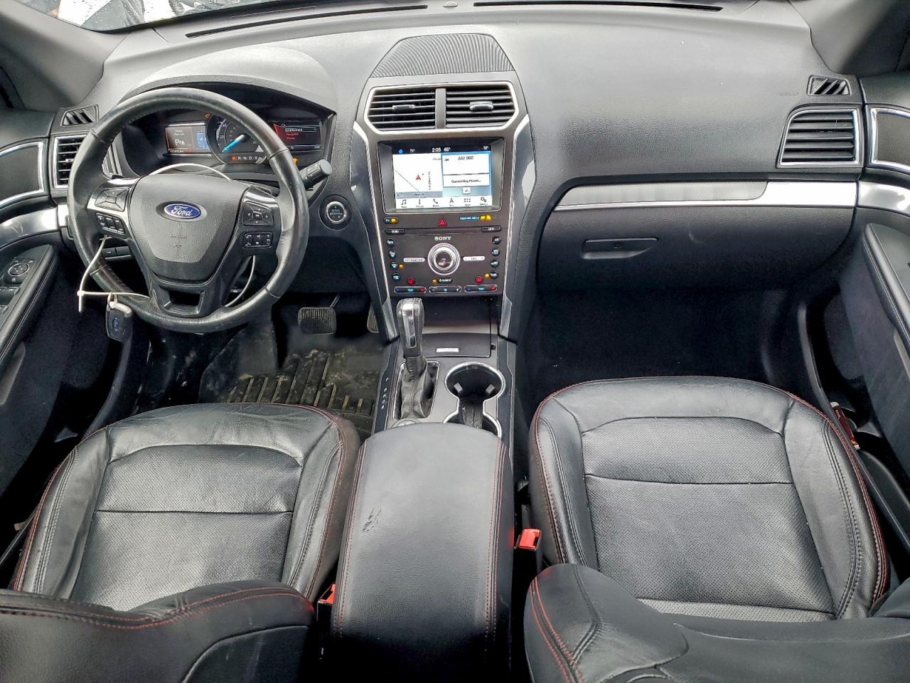 Ford Explorer Sport Image 10