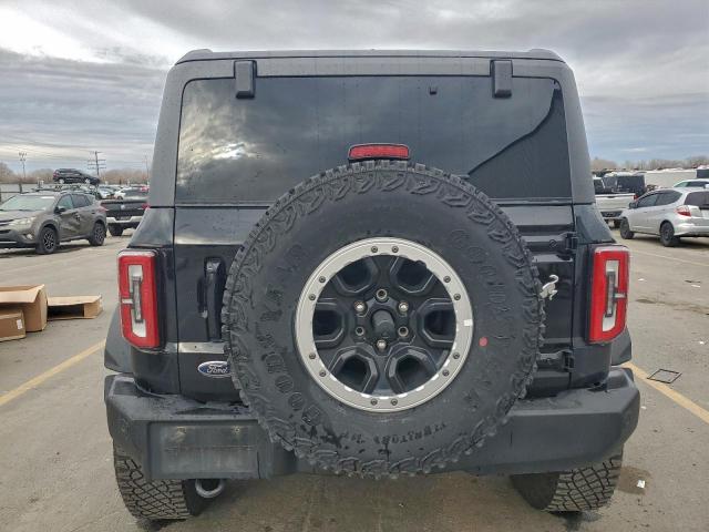 Ford Bronco Base Image 13