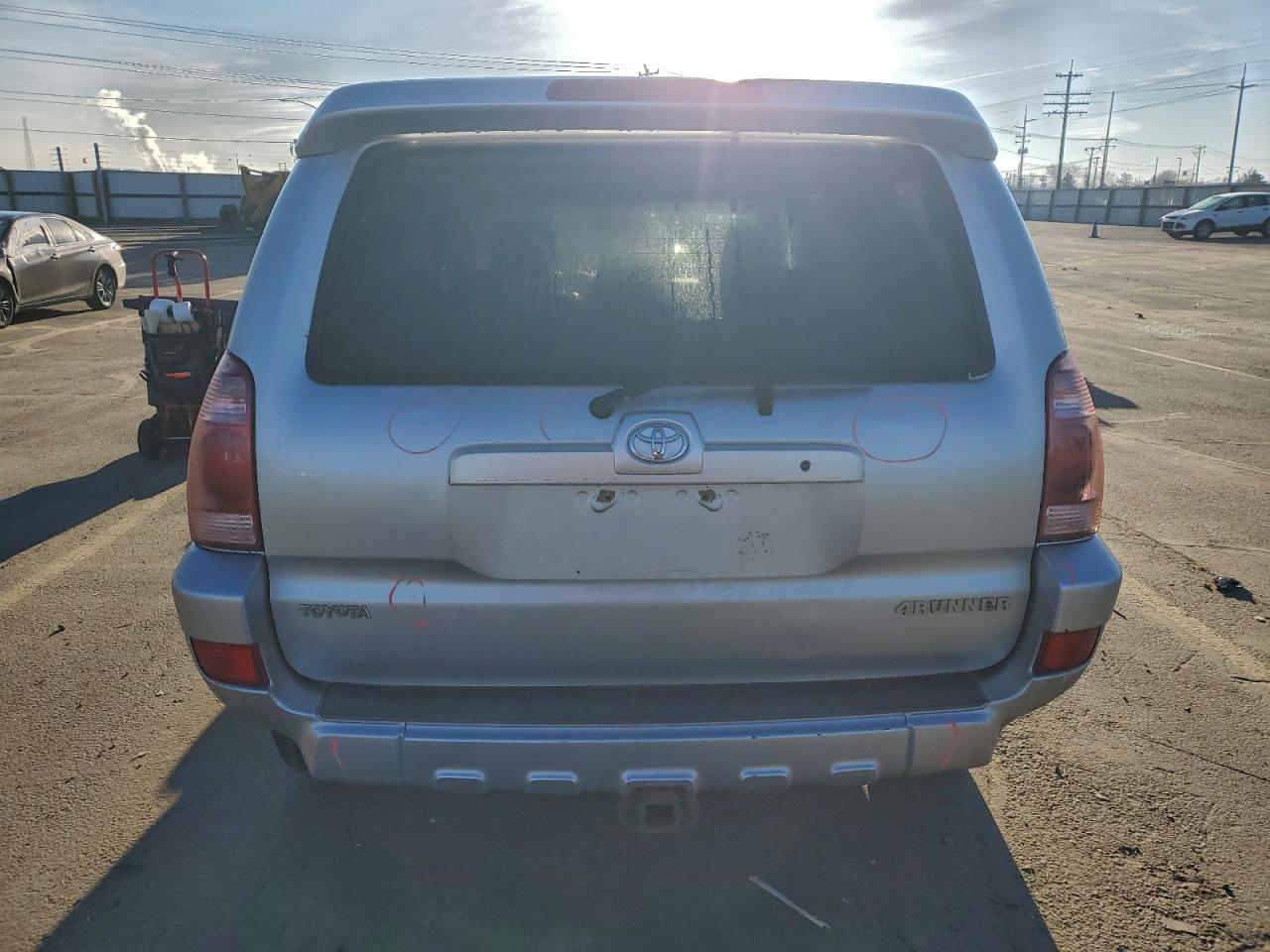 Toyota 4Runner Limited Image 12