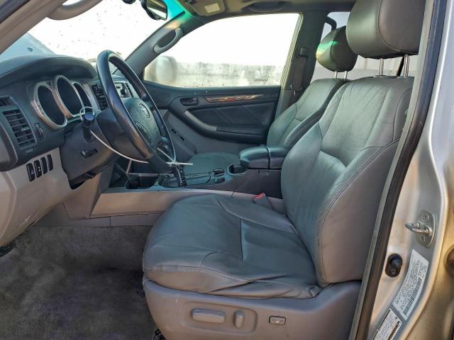 Toyota 4Runner Limited Image 3