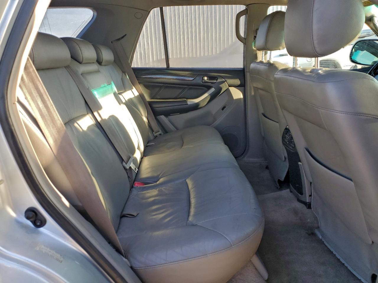 Toyota 4Runner Limited Image 8