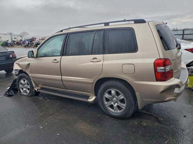 Toyota Highlander Image 2