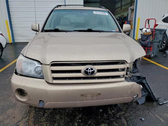 Toyota Highlander Image 8