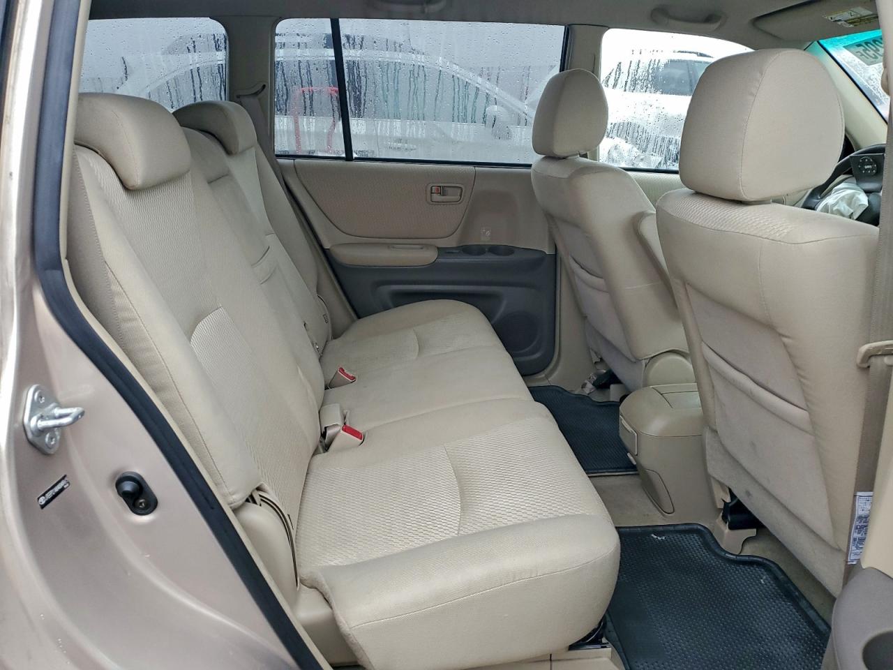 Toyota Highlander Image 10