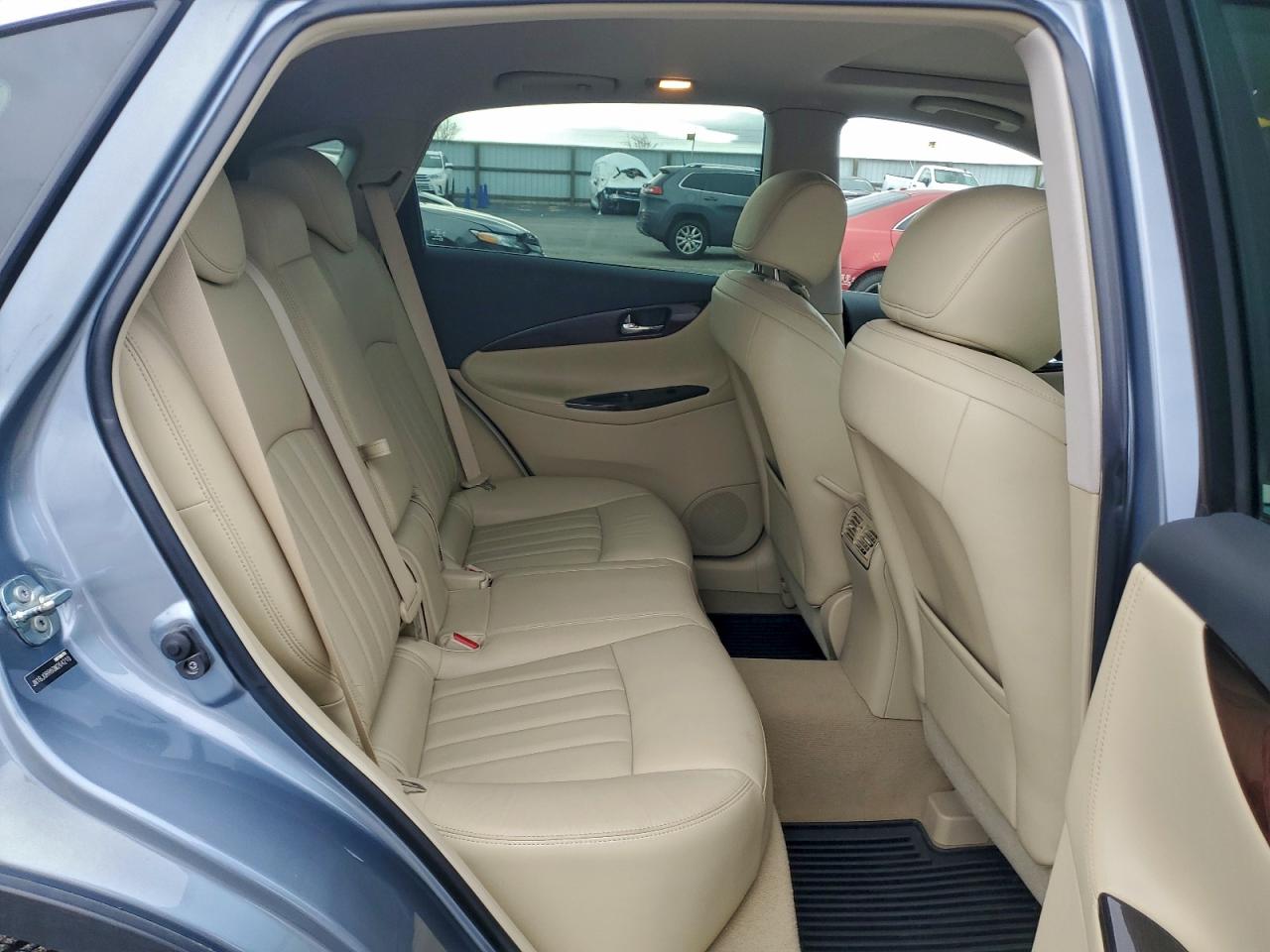 INFINITI Qx Image 7