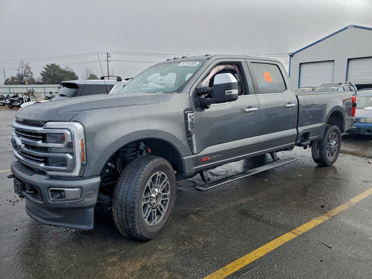 Ford F-350 Super Duty Image 1