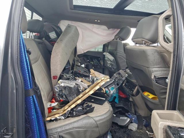 Ford F-350 Super Duty Image 7