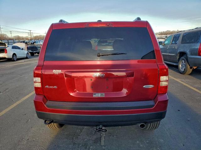 Jeep Patriot Latitude Image 5