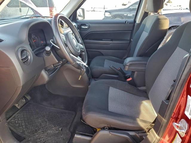 Jeep Patriot Latitude Image 11