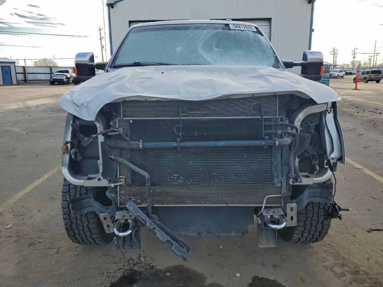 Ford F-350 Super Duty Image 6