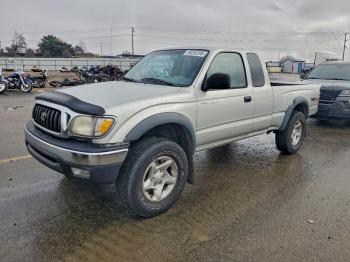  Salvage Toyota Tacoma