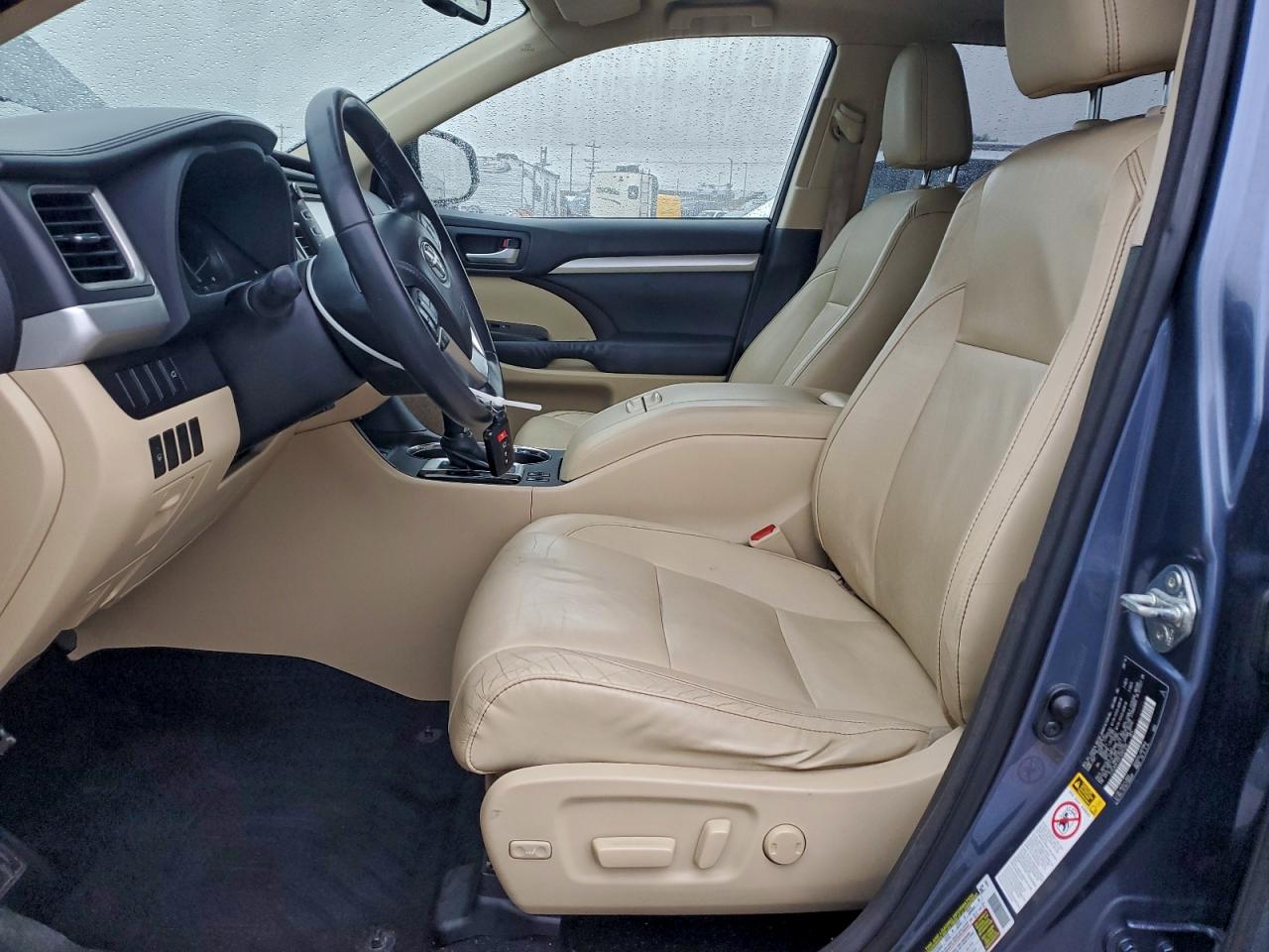 Toyota Highlander Xle Image 10