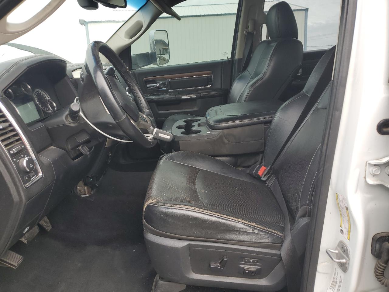 Ram 2500 Laramie Image 11