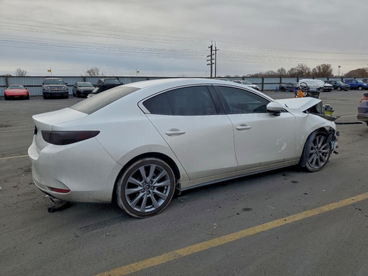 Mazda 3 Preferred Image 4