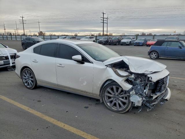 Mazda 3 Preferred Image 5